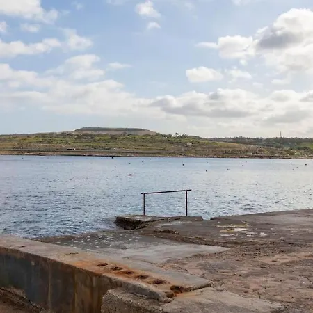 Apartman Comfortable, Spacious 2 Bed Apt Just Off The Coast By 360 Estates By 360 Estates
