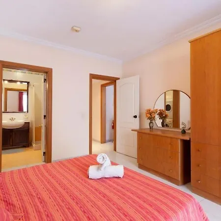 Comfortable, Spacious 2 Bed Apt Just Off The Coast By 360 Estates By 360 Estates San Pawl il-Baħar