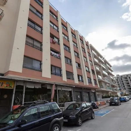 Apartman Comfortable, Spacious 2 Bed Apt Just Off The Coast By 360 Estates By 360 Estates